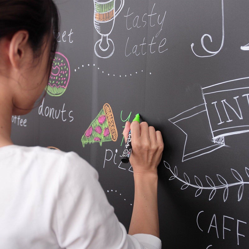 簡単に貼ってはがせる黒板タイプのリメイクリール。壁や家具を簡単アレンジ、デコレーション。